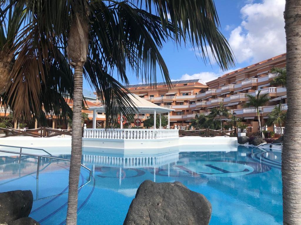 Apartamento Las Vistas Beach - Tenerife Royal Gardens プラヤ・デ・ラス・アメリカス エクステリア 写真