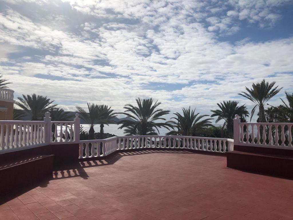 Apartamento Las Vistas Beach - Tenerife Royal Gardens プラヤ・デ・ラス・アメリカス エクステリア 写真