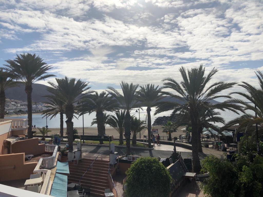 Apartamento Las Vistas Beach - Tenerife Royal Gardens プラヤ・デ・ラス・アメリカス エクステリア 写真