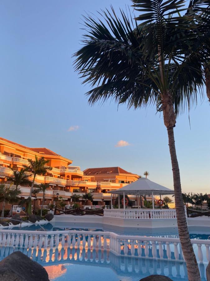 Apartamento Las Vistas Beach - Tenerife Royal Gardens プラヤ・デ・ラス・アメリカス エクステリア 写真