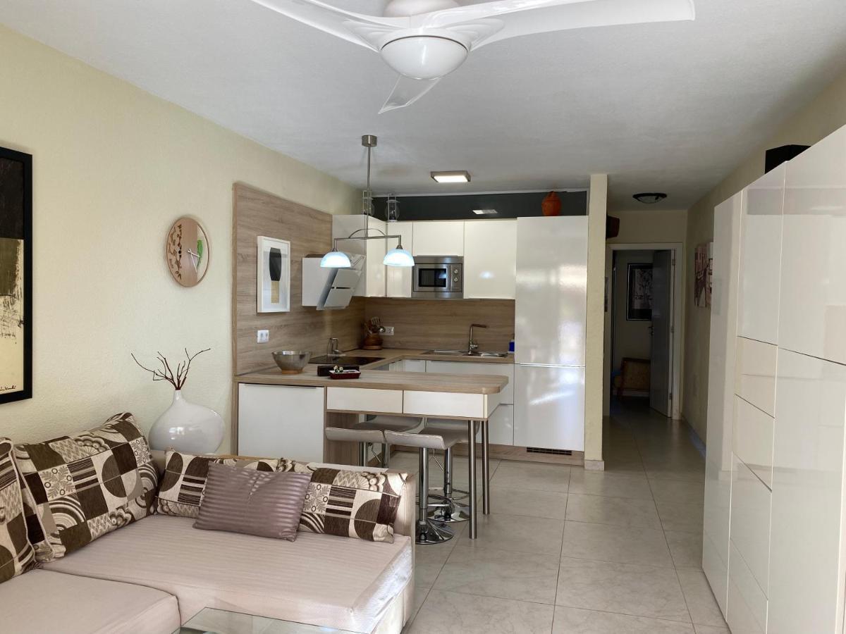 Apartamento Las Vistas Beach - Tenerife Royal Gardens プラヤ・デ・ラス・アメリカス エクステリア 写真